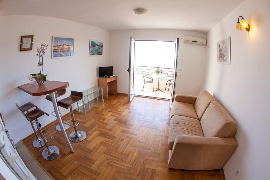 Apartments Charme Bečići Dış mekan fotoğraf
